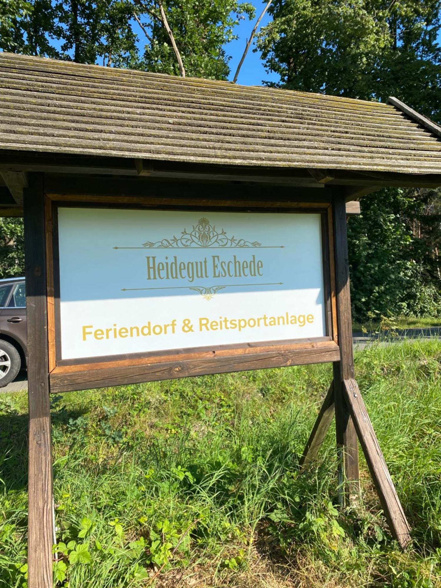 Heidegut Eschede Reitsportanlage Und Feriendorf 外观 照片